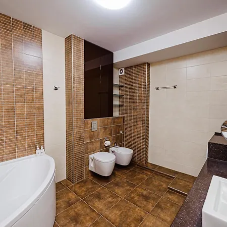 Spacious Close To Valea Trandafirelor Park! * Chisinau