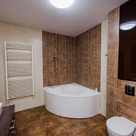 Apartman Spacious Close To Valea Trandafirelor Park! Kisinyov