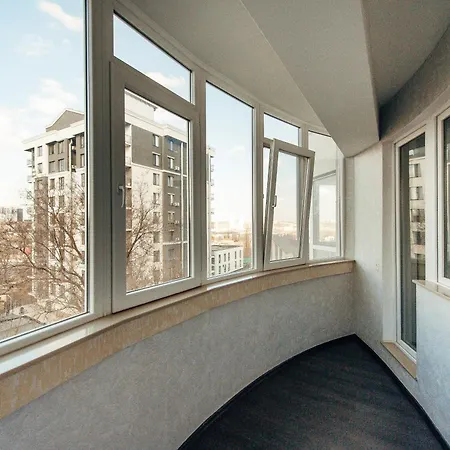 Spacious Close To Valea Trandafirelor Park! Kisinyov